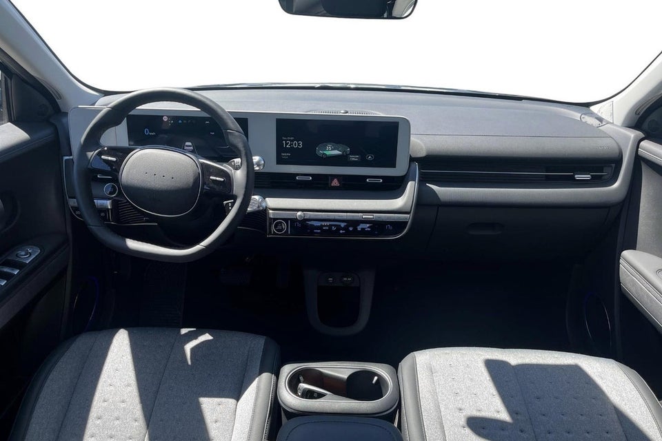 Hyundai Ioniq 5 77 Essential AWD 5d