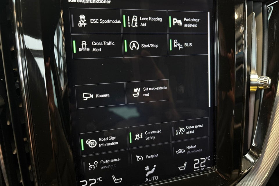 Volvo XC60 2,0 D4 190 R-Design aut. 5d