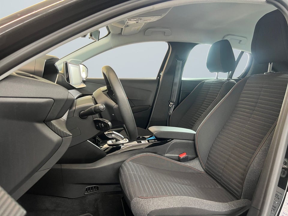 Peugeot e-208 50 Active Pack 5d