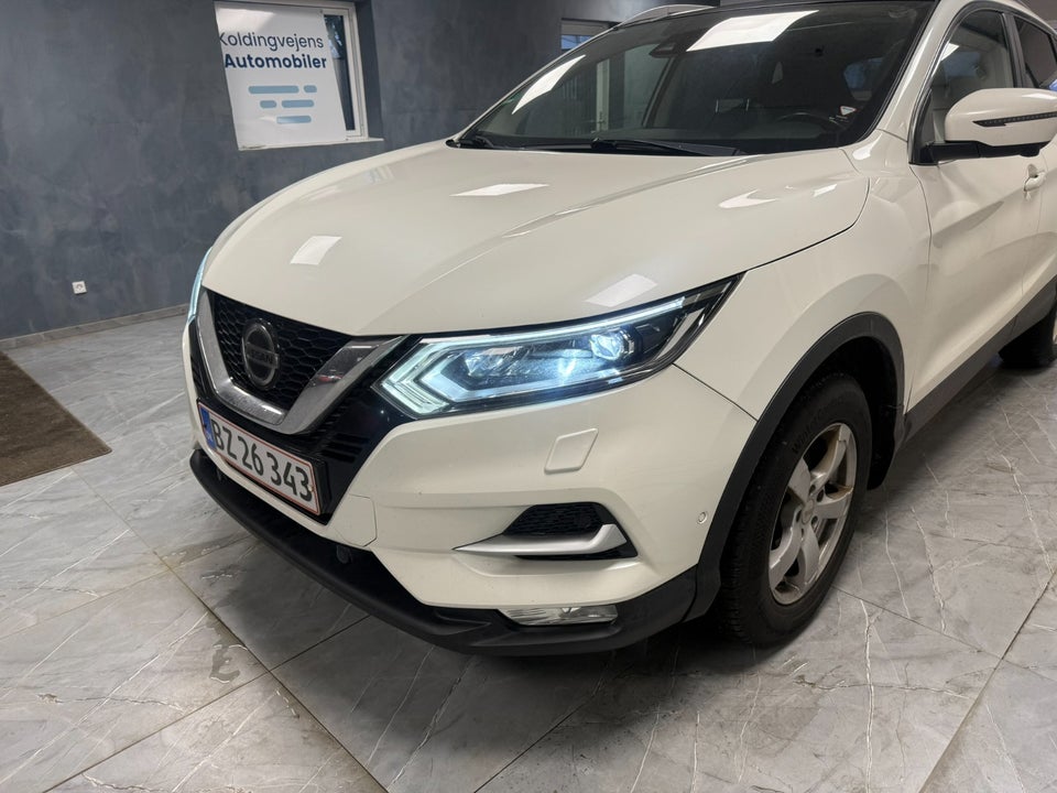 Nissan Qashqai 1,5 dCi 110 Tekna 5d