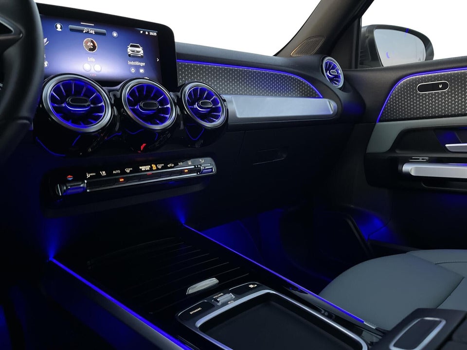 Mercedes EQB300 Progressive 4Matic 5d