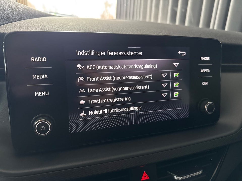 Skoda Scala 1,0 TSi 110 Dynamic DSG 5d