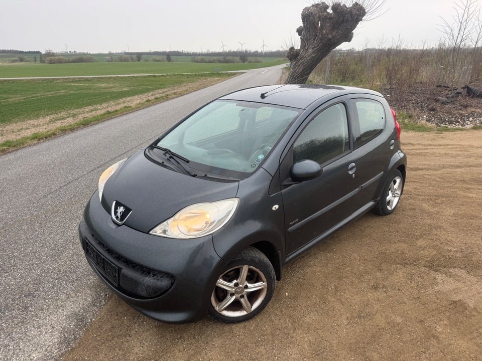 Peugeot 107 1,0 Trendy 5d