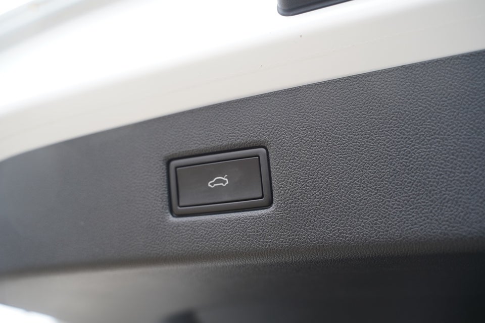 Ford Explorer 82 Select Extended Range 5d