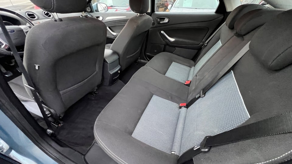 Ford Mondeo 1,8 TDCi 125 Trend 4d