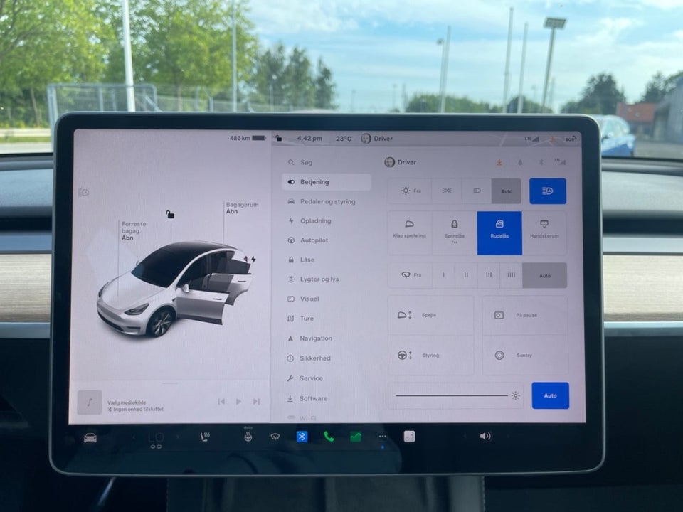 Tesla Model Y Long Range AWD 5d