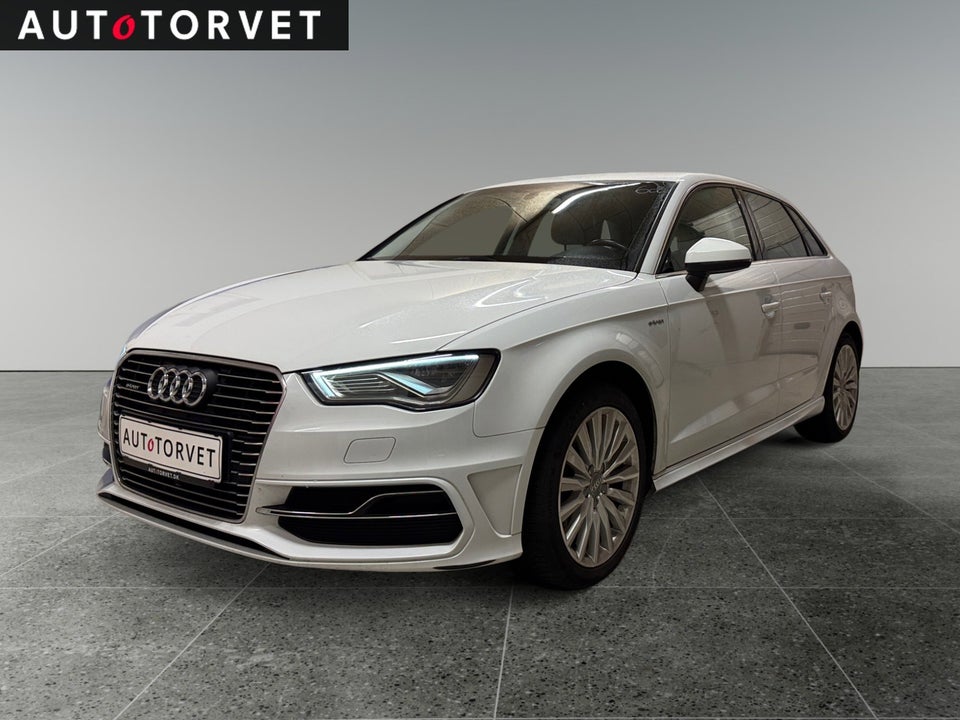 Audi A3 1,4 e-tron Ambiente Sportback S-tr. 5d