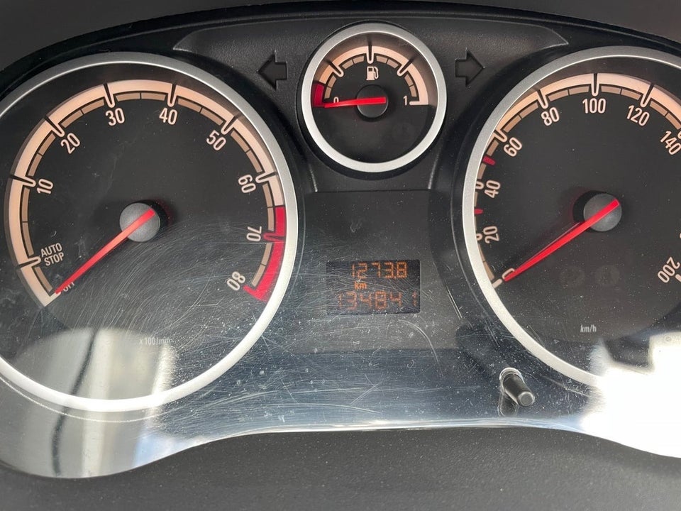 Opel Corsa 1,2 16V Enjoy 5d