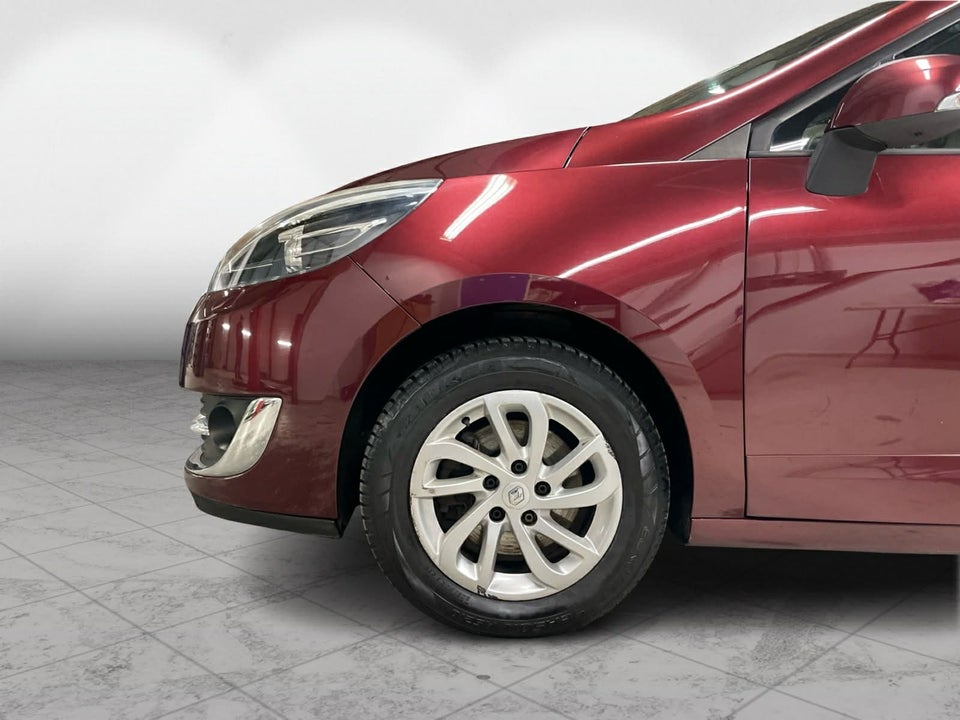 Renault Grand Scenic III 1,6 16V Expression 5d