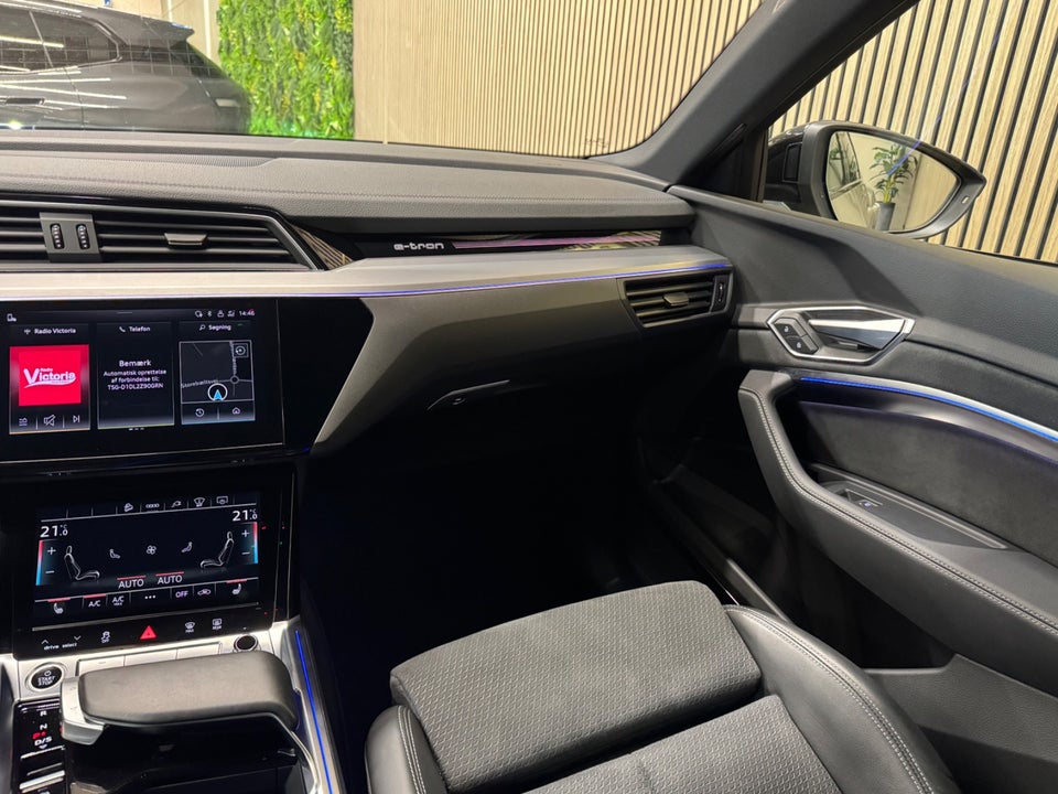 Audi e-tron 55 S-line Sportback quattro 5d