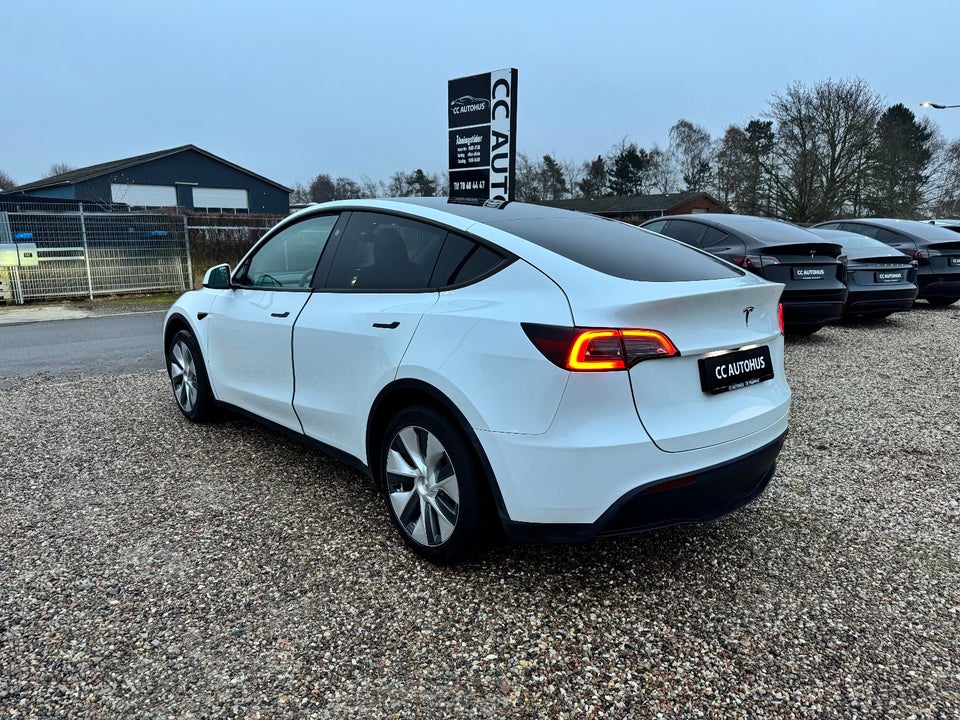 Tesla Model Y RWD 5d