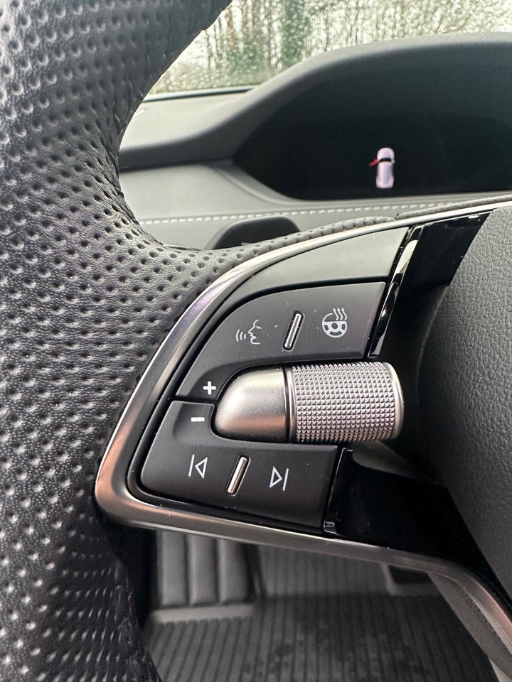 Skoda Enyaq 85x iV Sportline 5d