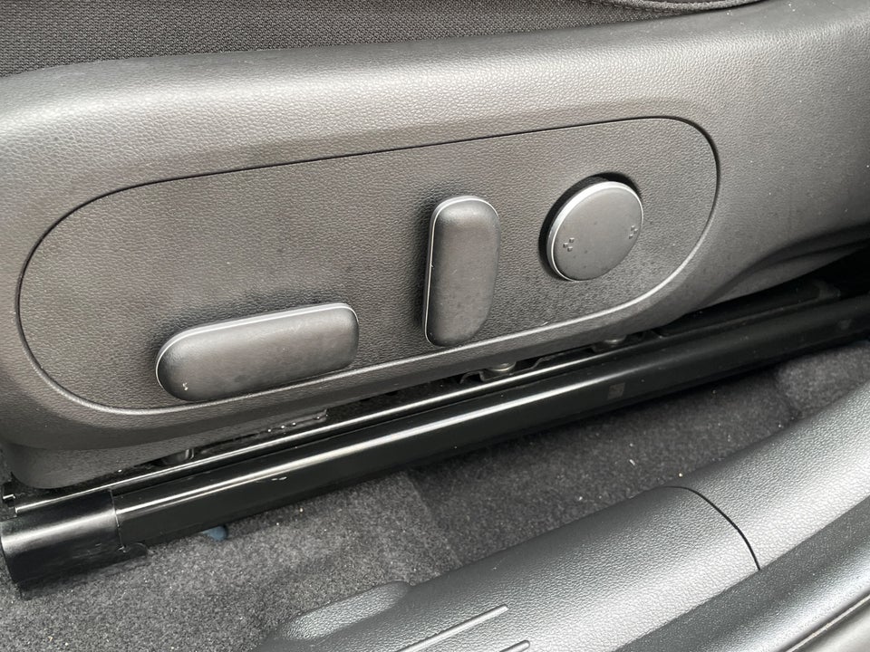 Hyundai Kona 65 EV Ultimate 5d