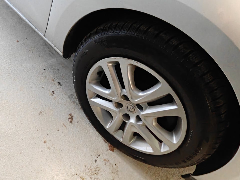 Opel Astra 1,6 CDTi 110 Dynamic Sports Tourer 5d