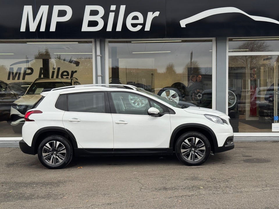 Peugeot 2008 1,5 BlueHDi 100 Allure Sky 5d