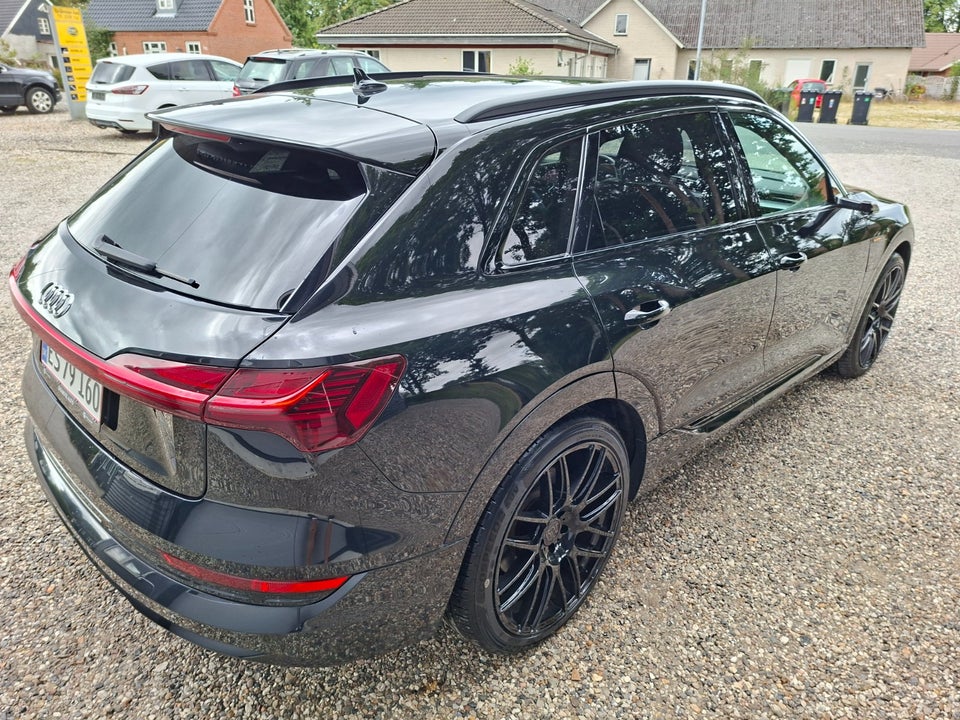 Audi e-tron 55 Launch Edition quattro 5d