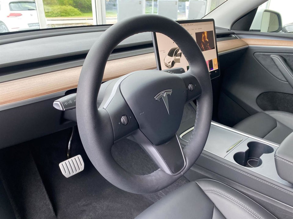 Tesla Model Y Performance AWD 5d