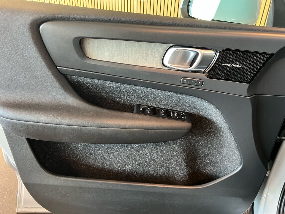 Volvo XC40 2,0 D4 190 Inscription aut. AWD 5d