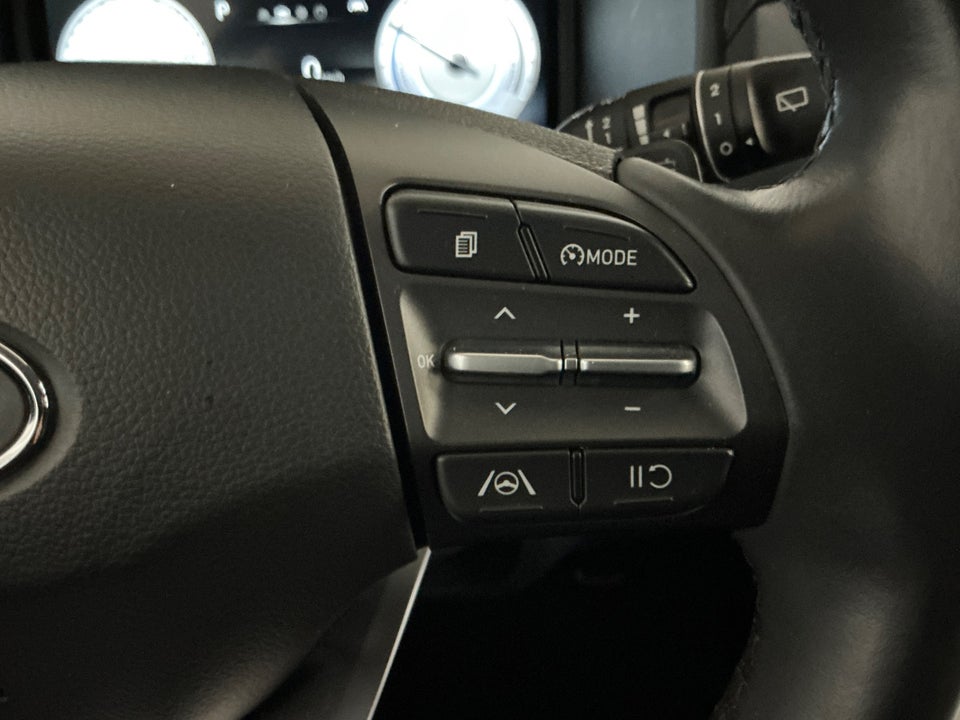 Hyundai Kona 39 EV Essential 5d