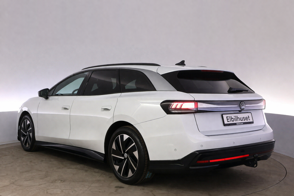 VW ID.7 77 Pro Tourer 5d