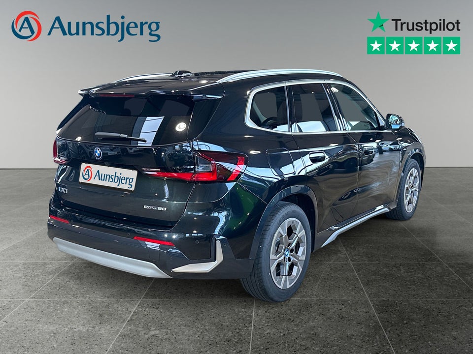 BMW iX1 eDrive20 X-Line 5d