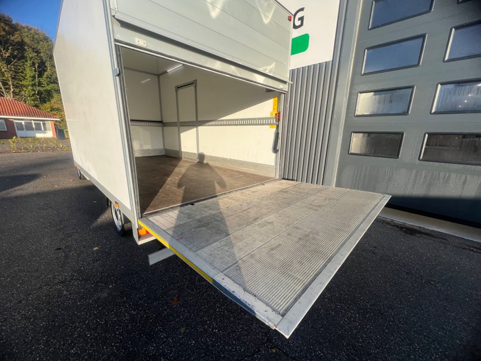 VW Transporter 2,0 TDi 150 Alukasse m/lift 2d