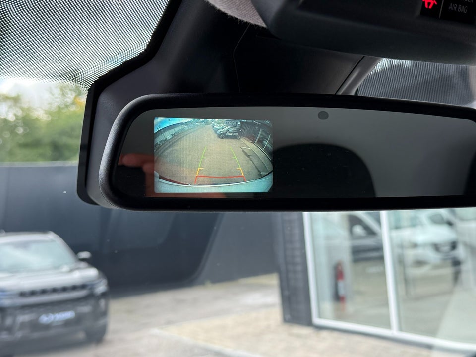 Renault Trafic 2,0 dCi 130 L2H1