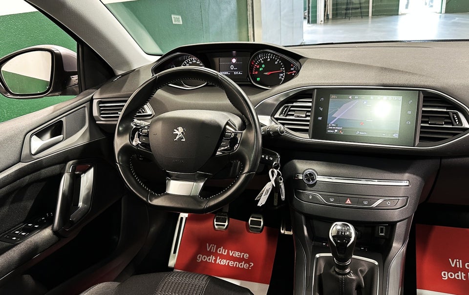 Peugeot 308 1,5 BlueHDi 130 Selection Sky SW 5d