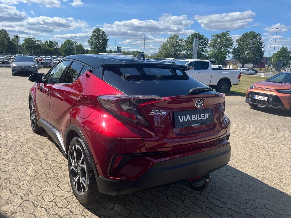 Toyota C-HR 1,8 Hybrid Premium Selected CVT 5d