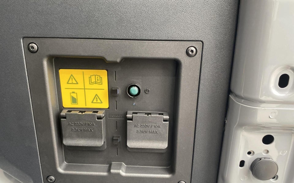 Ford E-Transit Custom 320S 64 Limited