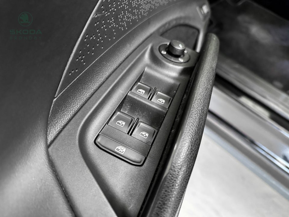 Skoda Enyaq 80 iV Plus 5d