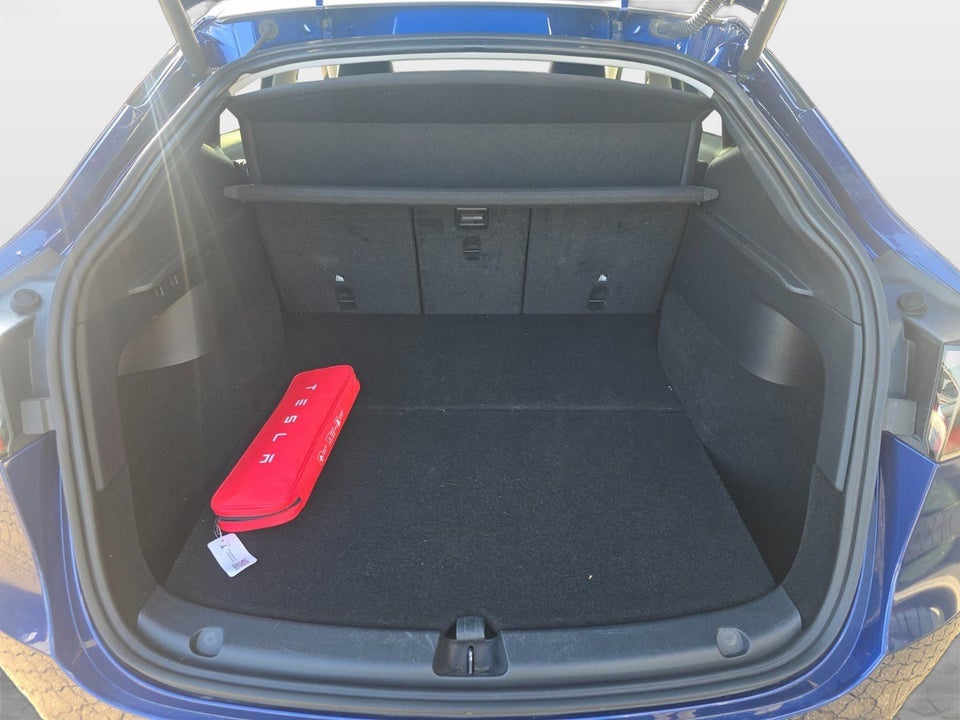 Tesla Model Y RWD 5d