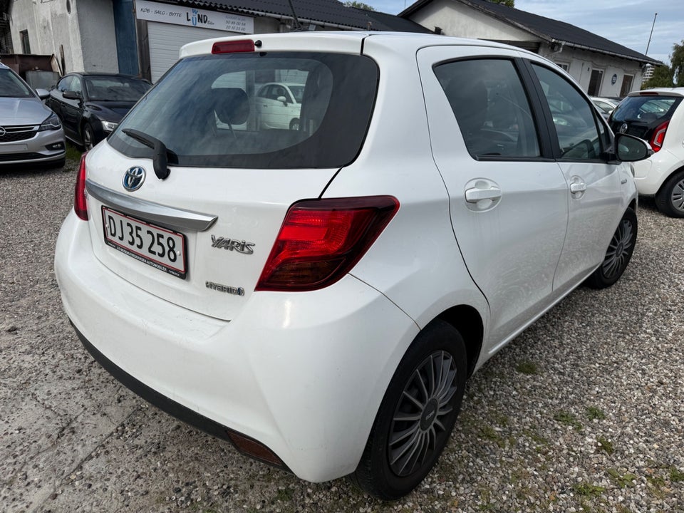 Toyota Yaris 1,5 Hybrid H2 e-CVT 5d