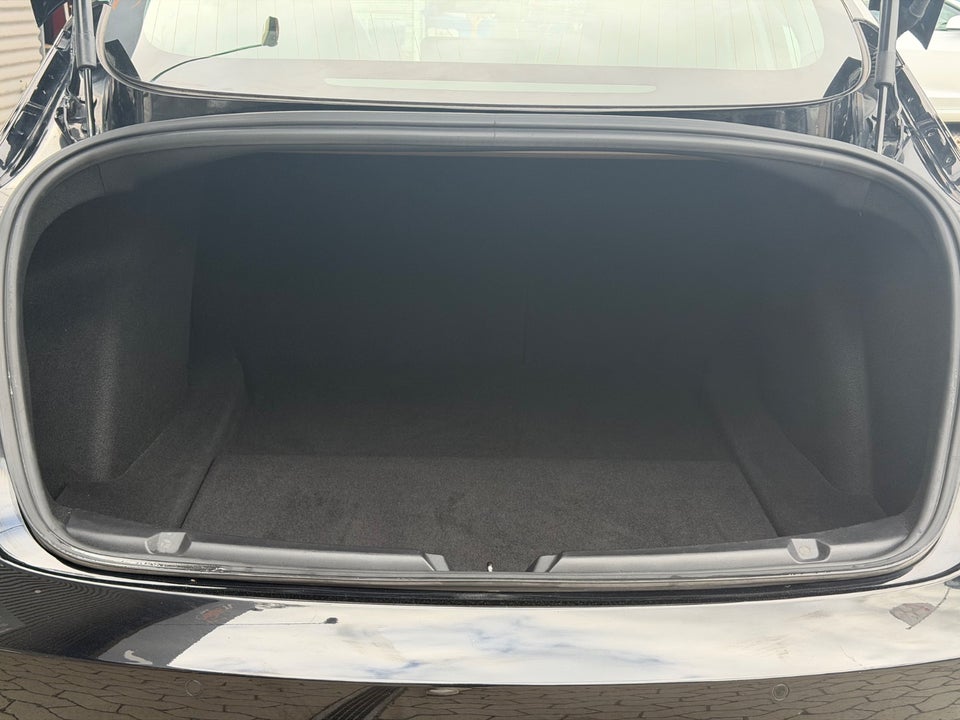 Tesla Model 3 Long Range AWD 4d