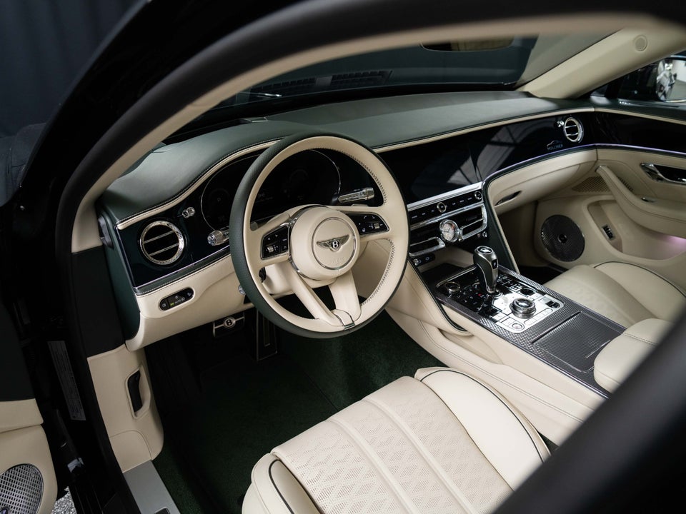 Bentley Flying Spur 4,0 V8 Hybrid Mulliner aut. 4d