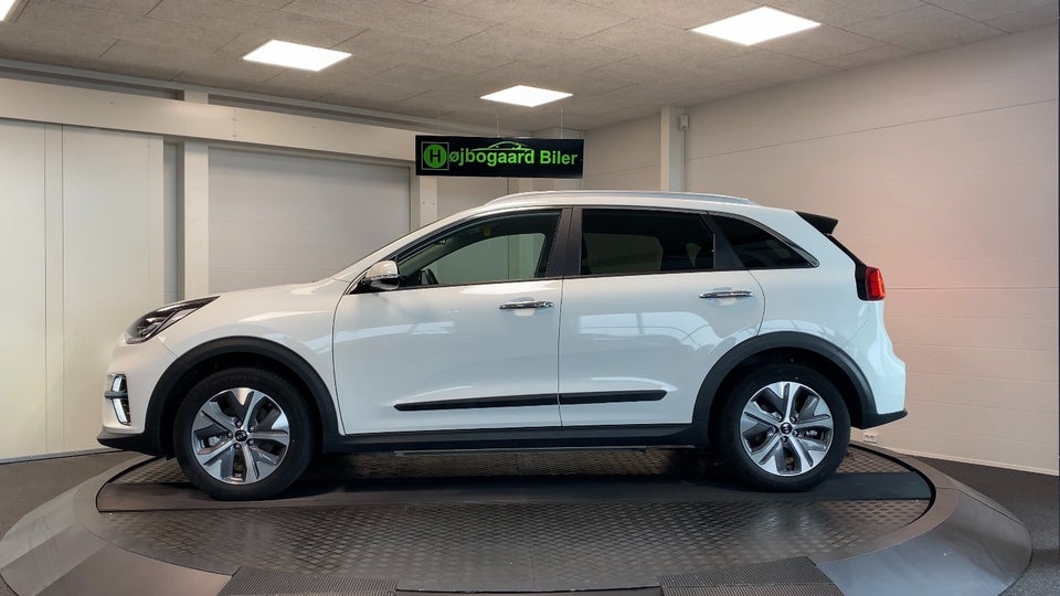 Kia e-Niro 64 Premium 5d