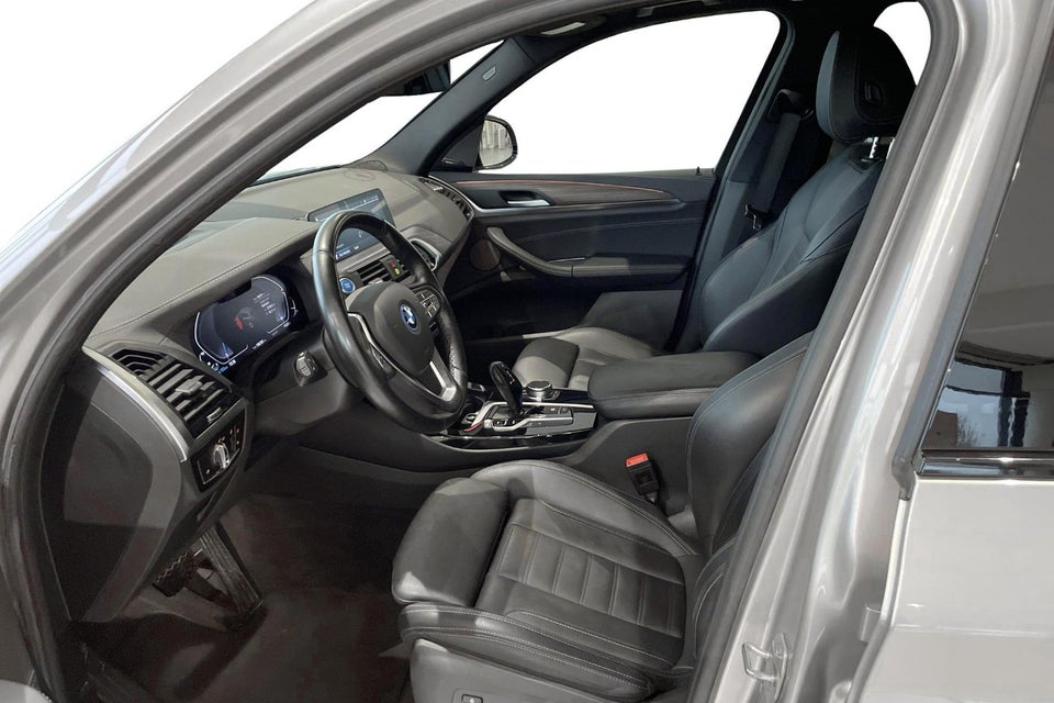 BMW iX3 Charged Impressive 5d