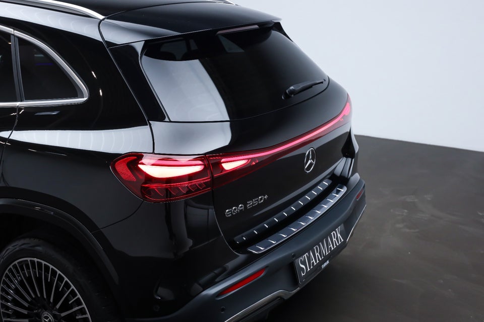 Mercedes EQA250+ AMG Advance 5d