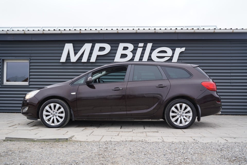 Opel Astra 1,4 T 140 Enjoy Sports Tourer eco 5d