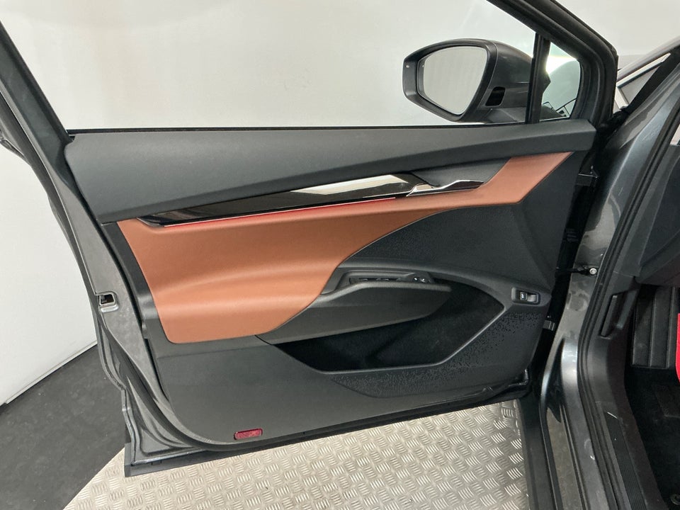 Skoda Enyaq 80 iV Plus ecoSuite 5d