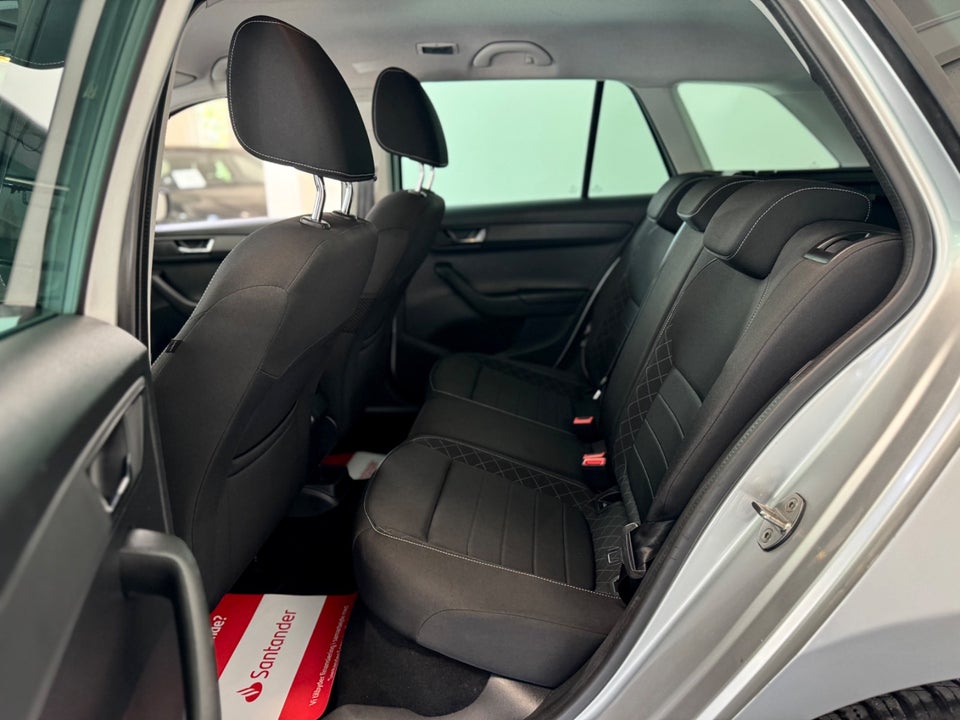 Skoda Fabia 1,4 TDi 90 Ambition Combi DSG 5d