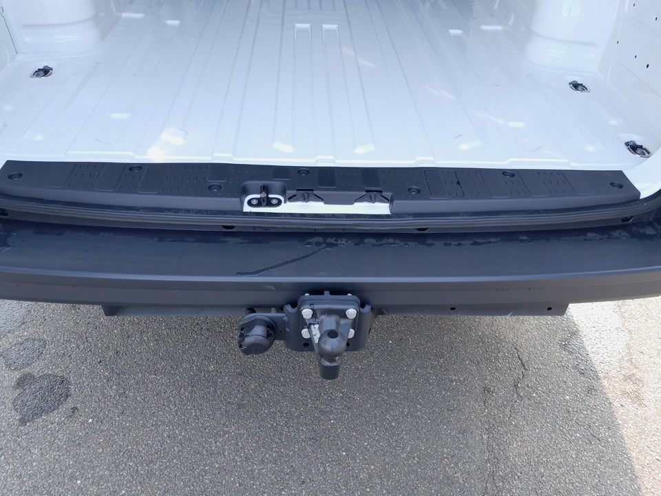 MAN TGE 2,0 3.180 Kassevogn L3H3 aut. FWD