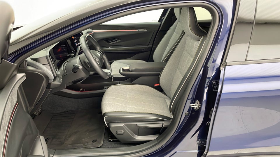 Renault Megane E-Tech 60 Techno 5d