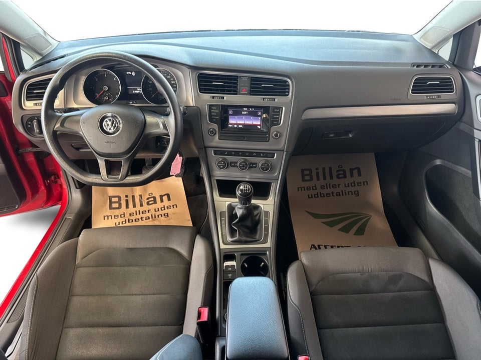 VW Golf VII 1,6 TDi 110 Comfortline 5d