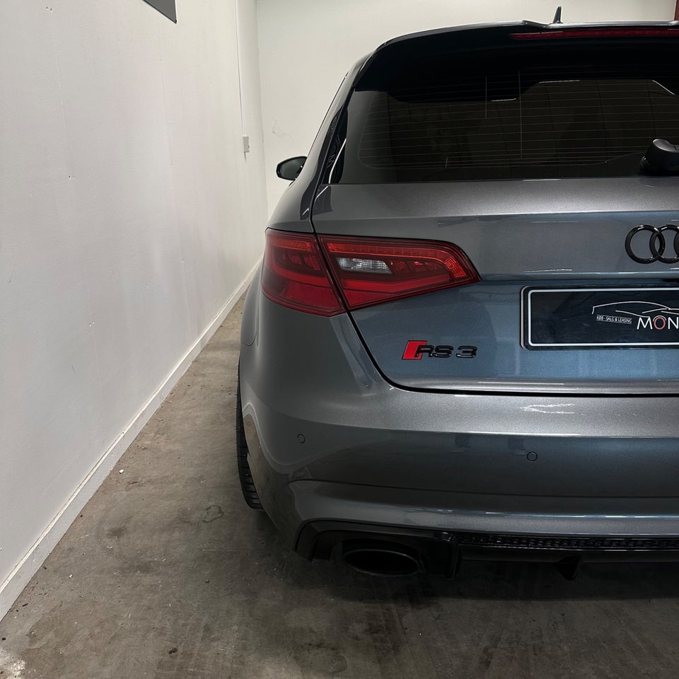 Audi RS3 2,5 TFSi Sportback quattro S-tr. Van 5d