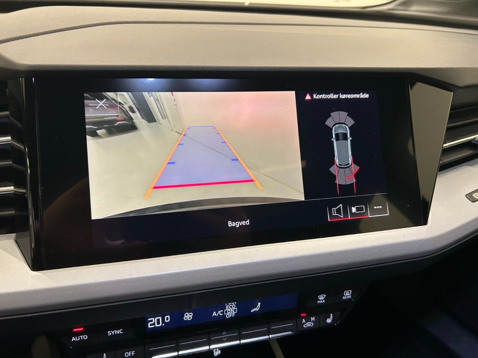 Audi Q4 e-tron 40 Attitude 5d