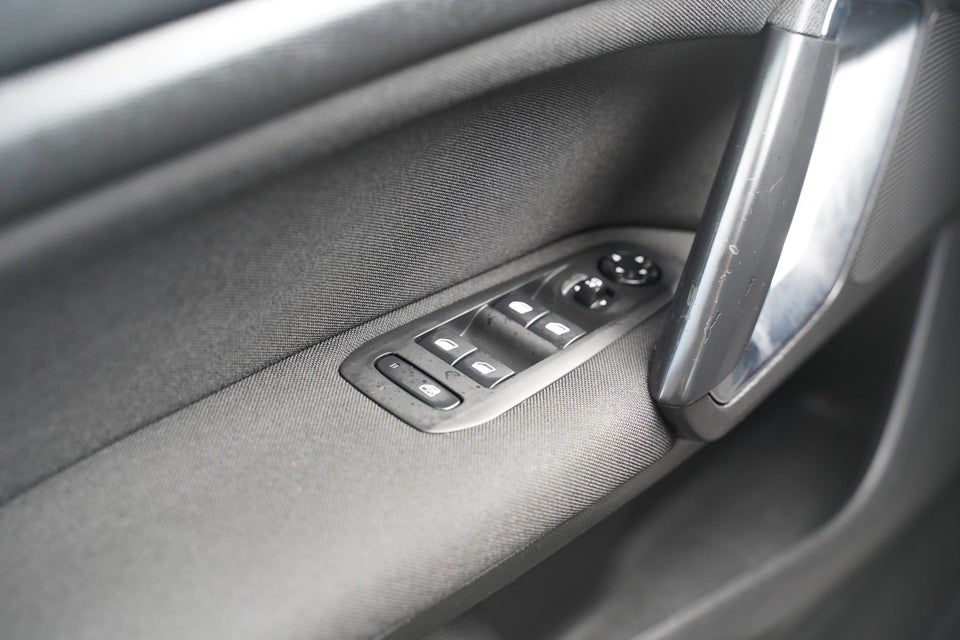 Peugeot 308 1,6 BlueHDi 120 Allure 5d