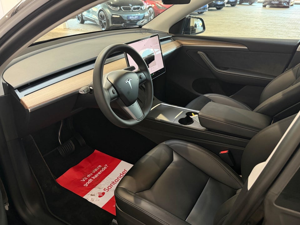 Tesla Model Y Long Range RWD 5d