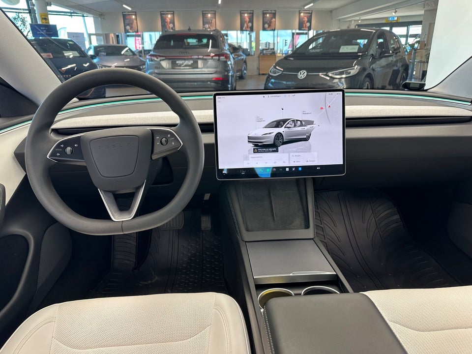 Tesla Model 3 RWD 4d