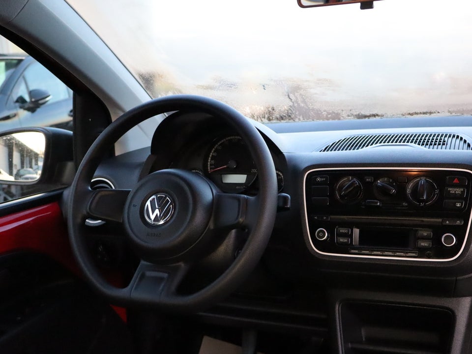 VW Up! 1,0 60 Groove Up! BMT 5d